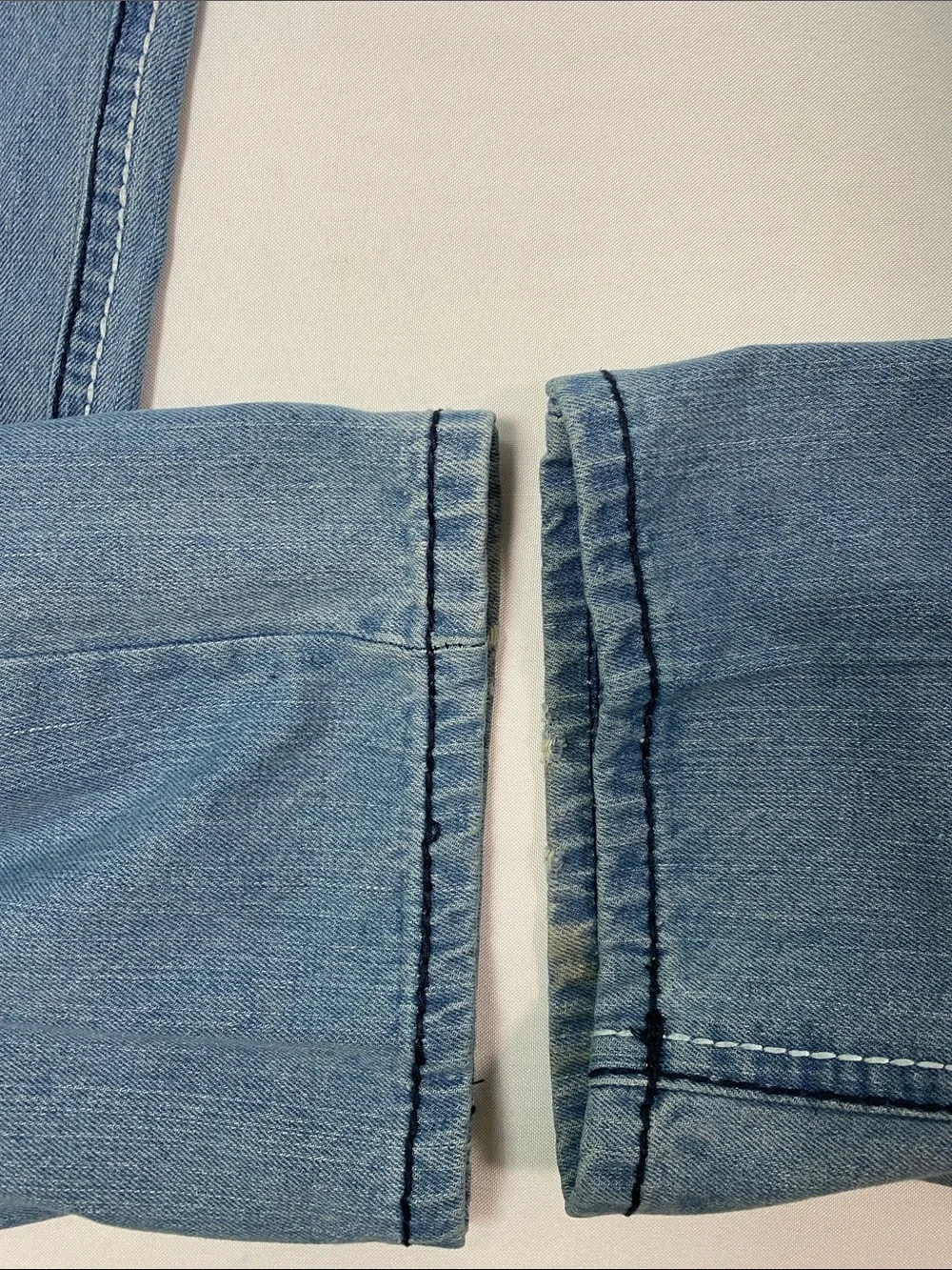 True Religion Men’s Light Blue Relaxed Jeans
